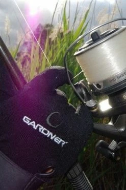 Gardner Casting/Spodding Glove - Carp rods